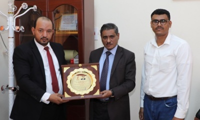 محافظ حضرموت يشيد بمركز حضرموت للأبحاث والدراسات الاستراتيجية