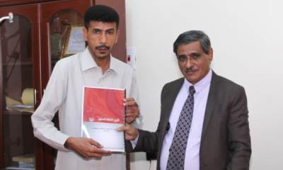 المحافظ البحسني يتسلّم تقرير النشاط السنوي لمكتب وزارة الشؤون القانونية بساحل حضرموت