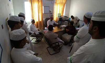 طلاب ثانوية دار المصطفى الأهلية بسيئون في زيارة للمركز الوطني لعلاج الاورام حضرموت الوادي والصحراء