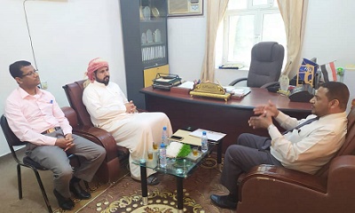 بحث سبل الشراكة بين مكتبي الشباب والرياضة والشؤون الإجتماعية والعمل بوادي وصحراء حضرموت