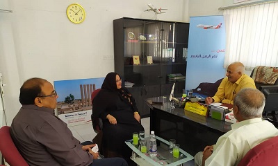 مديرة الخطوط الجويه اليمنيه منطقة سيؤن تلتقي بالمديرالتجاري للخدمات الارضيه بالخطوط الجوية اليمنية