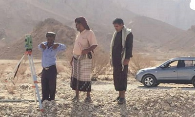 مدير عام مديرية رخية يستقبل فريق المسح الهندسي لمشروع سفلتت الخطوط الفرعيه بالمديرية