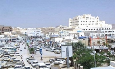 مكتب الأشغال العامة والطرق بمديرية سيئون ينفذ حملة نزول ميدانية للمطاعم ومرافق التغذية بمديرية سيئون