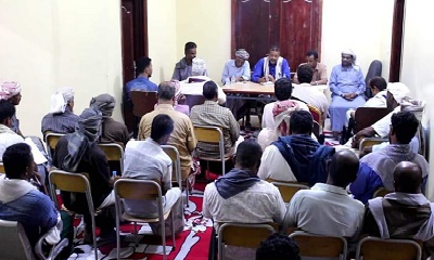 السلطة المحلية بالمكلا تعقد اجتماع مشترك لقيادة مركز شرطة روكب ورؤساء وأمنيين لأحياء شرق المدينة