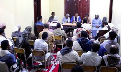 السلطة المحلية بالمكلا تعقد اجتماع مشترك لقيادة مركز شرطة روكب ورؤساء وأمنيين لأحياء شرق المدينة