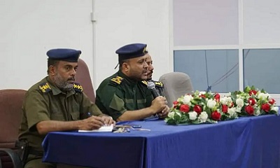 العميد التميمي يترأس إجتماع عاجل بضباط إدارة الأمن والشرطة بساحل حضرموت