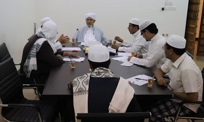 عميد كلية الوسطية الشرعية يعقد اجتماع للجنة الإحترازية المشكلة بالكلية لمكافحة وباء الكورونا
