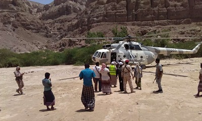 حملة اغاثية عاجلة لقرى مديرية السوم المحاصرة بمياه السيول من السلطة المحلية بوادي حضرموت و مركز الملك سلمان للاغاثة