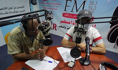 مدير أمن وشرطة ساحل حضرموت يوجه رسائل هامة بخصوص فيروس كورونا عبر إذاعة المكلا