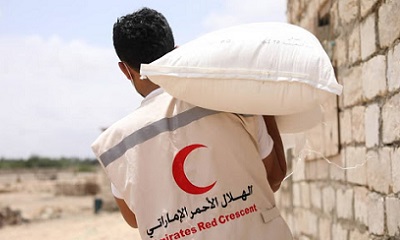بدعم من دولة الإمارات .. هيئة الهلال الأحمر تواصل تسيير قوافلها الإغاثية الى أهالي غيل باوزير في حضرموت