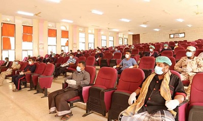 الشعبة الطبية تلتقي بأفراد شعبة الإمداد للتعريف بمخاطر كورونا