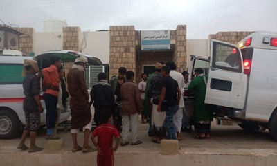 حادث مروري مؤسف بمديرية العبر يؤدي إلى إصابة ثلاثة وكلاء تابعين لوزارة الصحة العامة والسكان