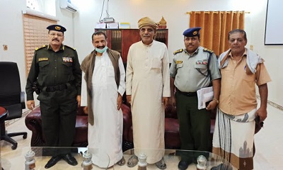 وكيل وزارة الداخلية المدير العام للأمن والشرطة بساحل حضرموت يلتقي عدداً من الكوادر الأمنية والعسكرية والشخصيات الاجتماعية بالمكلا