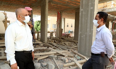 وكيل وادي حضرموت عصام الكثيري يطلع على سير الأعمال في عدد من مشاريع البنى التحتية الصحية