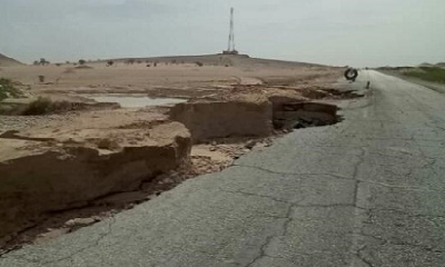 مناشدة عاجلة للسلطة المحلية بمديرية العبر للتحرك باصلاح الخط العام الذي خربته السيول الجارفة