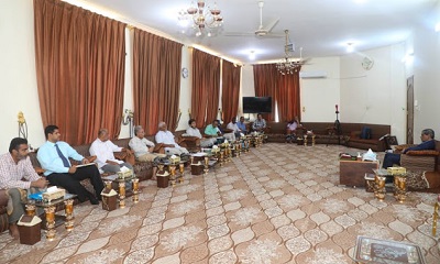 محافظ حضرموت يرأس اجتماعاً للدفع بالمشاريع المعتمدة لمديريات دوعن وحجر وبروم ميفع