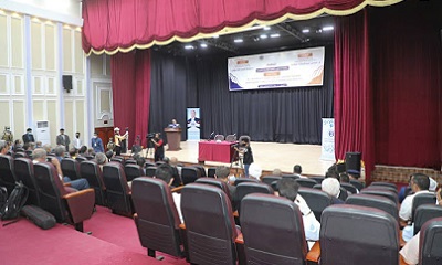 اختتام أعمال الورشة العلمية حول "التعليم الجامعي في ظل استمرار كوفيد 19" بالمكلا وتوصيات تقضي بأهمية استئناف الدراسة مع أخذ التدابير الاحترازية