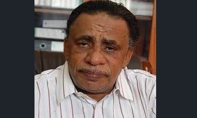 محافظ حضرموت يعزي في وفاة نائب مدير المؤسسة الاقتصادية سعيد عبدالله باوزير