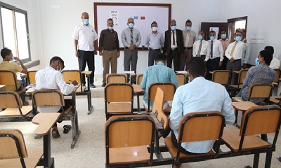 الوكيل الكثيري يدشن الامتحانات النهائية بجامعة سيئون