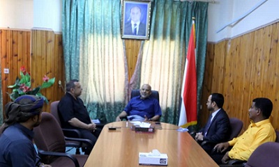 وكيل وادي حضرموت يبحث مع نائب وزير الخدمة المدنية تطوير عمل فرع الوزارة بالوادي
