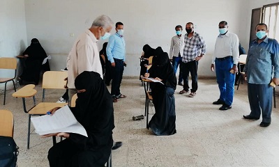 وفد من مكتب وزارة التعليم الفني والتدريب المهني يتفقد سير إمتحانات مراحل النقل بالمعاهد المهنية بالمكلا