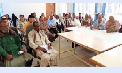مدير إدارة التربية والتعليم بالقطن يناقش مع مدراء المدارس والثانويات الدليل التشغيلي للمنح الدراسيةSDT