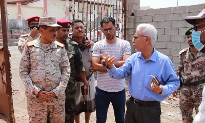 محافظ حضرموت يتفقّد موقع انفجار غلّاية البخار بمنطقة خلف ويوجه بسرعة الرفع بأسباب الحادث وتعزيز جوانب السلامة