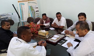 في اجتماع برئاسة وكيل حضرموت للشؤون الفنية : اعتماد الطرق المستهدفة للصيانة في المديريات المتضررة من كارثة السيول