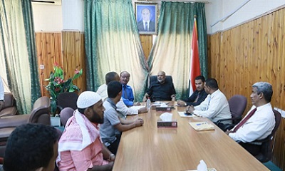 بحث التدخلات الإغاثية والإنسانية للندوة العالمية للشباب الإسلامي بمحافظة حضرموت