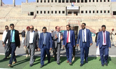 وزير الشباب والرياضة يوجة بإستكمال تأهيل الإستاد الإولمبي والصالة الرياضية بسيئون