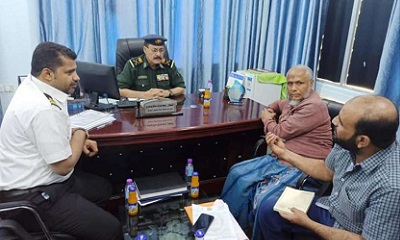 مدير الأمن بساحل حضرموت يزور هيئة الشئون البحرية بالمكلا ويشيد بالفرع وكوادره