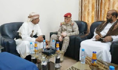 قائد المنطقة العسكرية الأولى يبارك لمدير مصلحة شؤون القبائل بوادي حضرموت والصحراء و يطلع على إعادة نشاطها