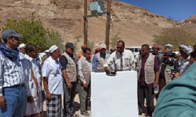 بحضور مدير عام تريم وبتمويل من مؤسسة العون المباشر الكويتية .. وضع حجر الاساس وتسليم الموقع لمشروع تطوير مياه قسم الأهلي بمديرية تريم