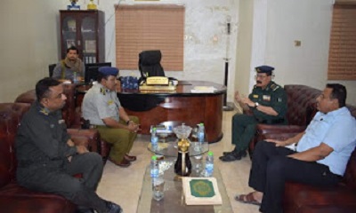 وكيل وزارة الداخلية يستقبل بمكتبه مدير عام مكافحة الفساد وتجاوزات الشرطة بوزارة الداخلية