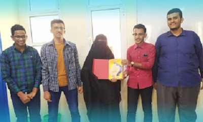 المجلس الطلابي بكلية الحاسبات وتقنية المعلومات يكرم رئيسة قسم تقنية المعلومات بالكلية لترقيتها لدرجة استاذ مشارك