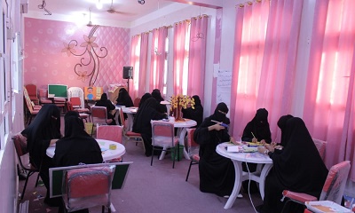 إختتام الدورة التدريبية الخاصة بالمعلمات في مجال مهارات وإعداد الوسائل التعليمية بمديرية بروم/ميفع
