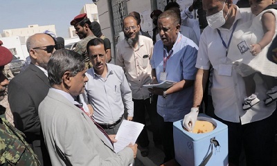 المحافظ البحسني يدشن الحملة الوطنية للتحصين ضد مرض شلل الأطفال بمديريات حضرموت الوادي والصحراء