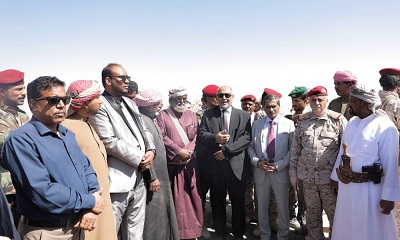 محافظ حضرموت يتفقد الأعمال النهائية للمشروع الدولي طريق عقبة كتبة السلاسل حوارم لربط الوادي بالشريط الصحراوي