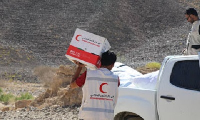 هيئة الهلال الأحمر الإماراتي تواصل حملتها الإنسانية للحد من تداعيات البرد في مختلف المناطق النائية بحضرموت