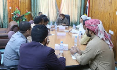 الوكيل الكثيري يرأس إجتماع لمناقشة سير أعمال مشاريع كهرباء وادي حضرموت الممولة من حصة مبيعات النفط