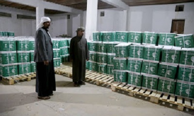مقدمة من مركز الملك سلمان.. تدشين توزيع ألفي سلة غذائية لمواطني الشريط الصحراوي بحضرموت