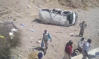 المحافظ القائد البحسني يتكفل بعلاج جرحى حادث حجر
