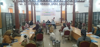 بمديرية شبام براجما تدشن الدورة التدريبية الاولى من خمس دورات في مجال إنتاج وتحسين جودة العسل.