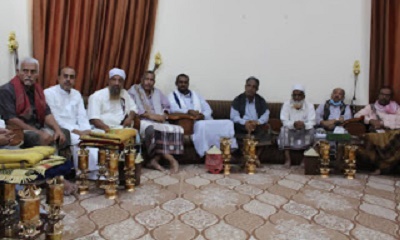 بحضور السفير المنهالي ووكلاء المحافظة .. المحافظ البحسني يلتقي مقادمة ومشائخ وأعيان مديريات عمد ودوعن والضليعة