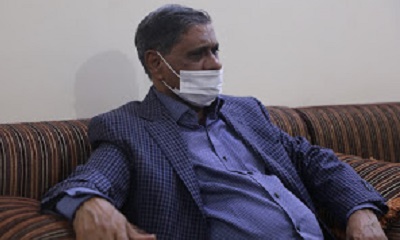 محافظ حضرموت يطلع على تقرير لجنة دراسة معالجات ارتفاع النقل على الطلاب
