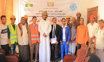 التوقيع على محضر بدء المرحلة الثالثة للأعمال التشطيبية للاستاد الأولمبي بسيئون