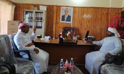 مدير عام مديرية ثمود يلتقي بمستشار محافظ محافظة حضرموت والمنتسب الوحيد من أبناء المديرية بكلية الشرطة بحضرموت