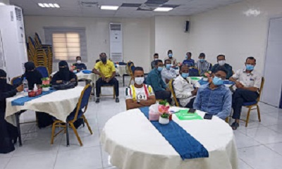 اختتام الدورة التدريبية للعمال الصحيين لإدارة الحالة والعزل المنزلي ضمن مشروع دعم المرافق الصحية لمواجهة جائحة كورونا بالمكلا