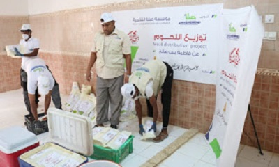 بتمويل مؤسسة صلة للتنمية .. مؤسسة بنت الريف للتنمية والحقوق بالقطن توزع لحوم رمضان