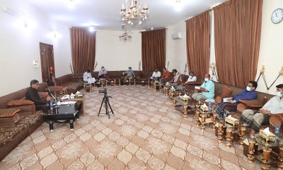 لقاء بالمكلا برئاسة المحافظ البحسني يبحث تحسين خدمة الكهرباء خلال الشهر المبارك